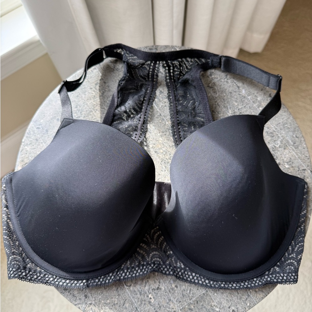 NWOT-Felina Black Lace Detail Bra